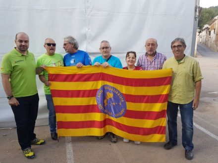 Cada any es porta la senyera a un indret de la geografia dels territoris de parla catalana, on s’agermana l’excursionisme i la llengua catalana