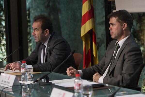 El comissari, Miquel Calçada i el secretari general de l’Esport, Ivan Tibau durant la presentació del Campus Esportiu del Tricentenari