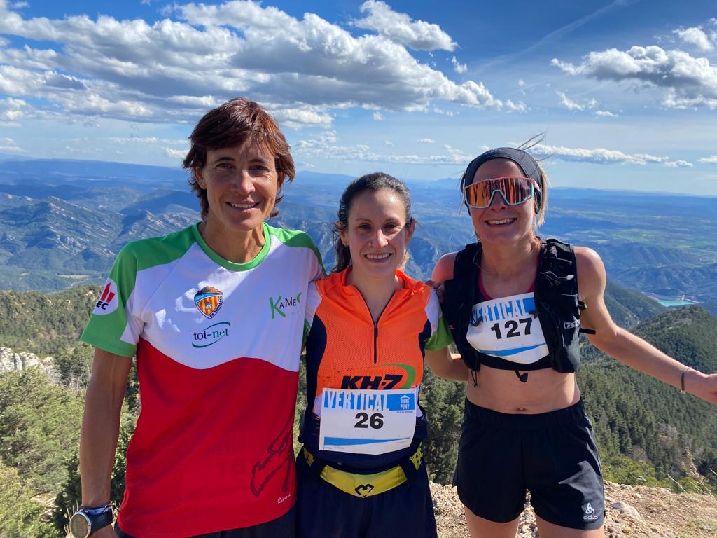 Pòdium femení amb Mireia Hernàndez, Núria Hospital i Emilie Meunet